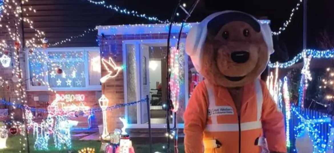 Brian and Janet Taylor's Christmas Lights in Aid of GWAAC